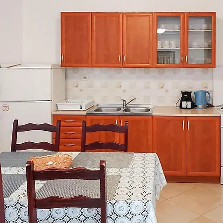 1 Bedroom Beautiful In 아파트