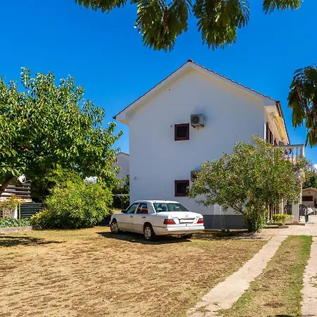 1 Bedroom Beautiful In * Jurandvor